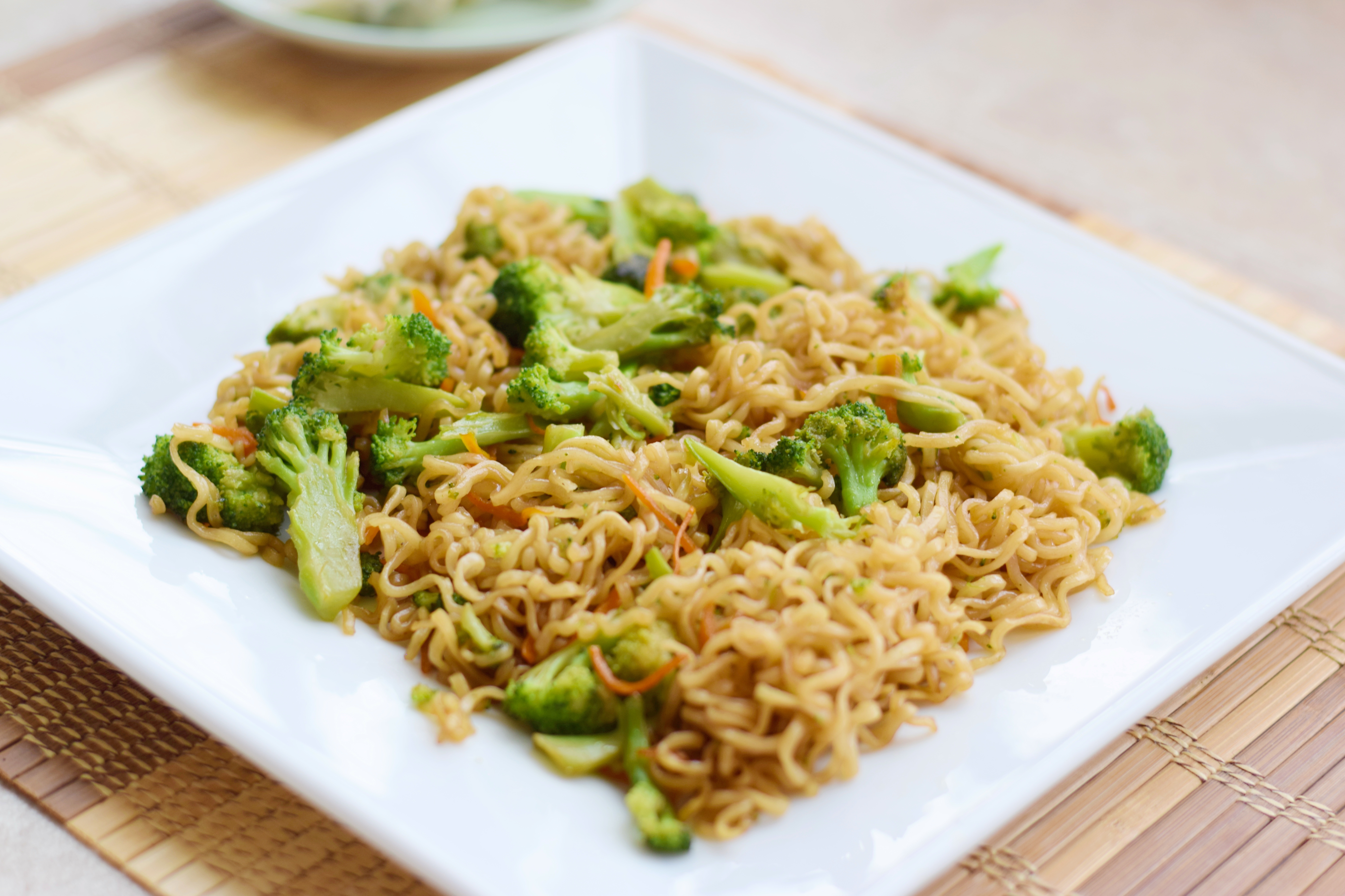 Pad Mama Recipe, Stir-Fry Instant Noodles